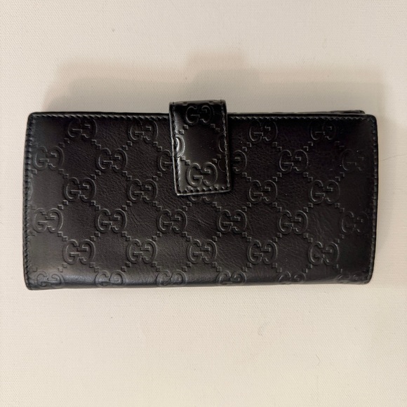 Gucci Logo Black Embossed Leather Long Fold Wallet - Picture 2 of 6